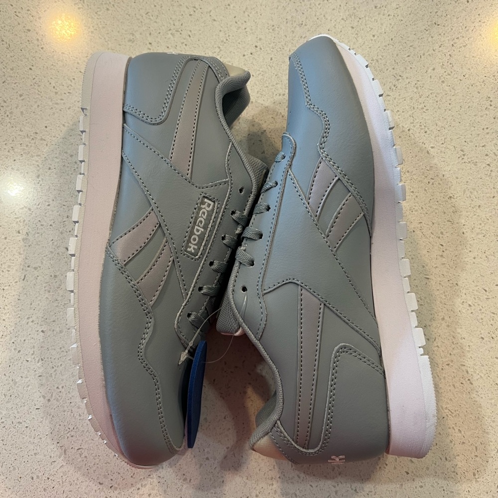 NEW Reeboks
